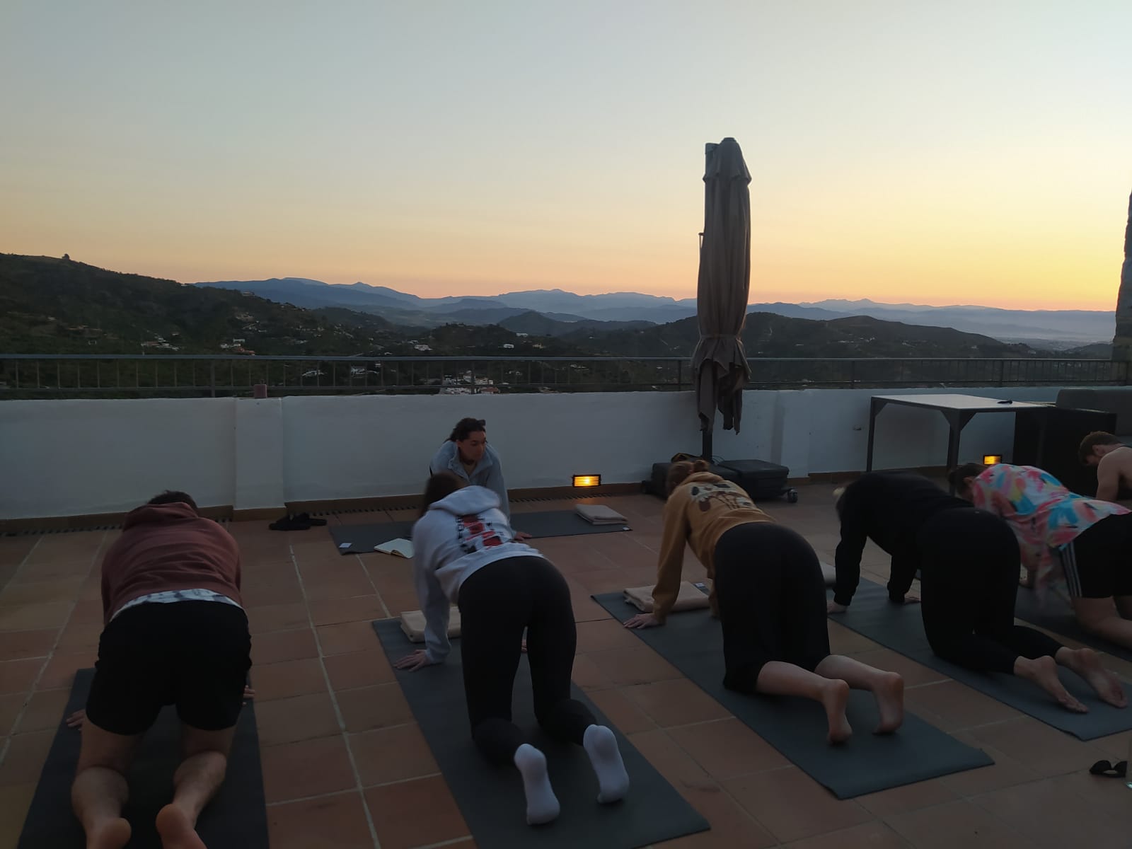 ANNA YOGA STUDIO – CASTILLO DE MONDA