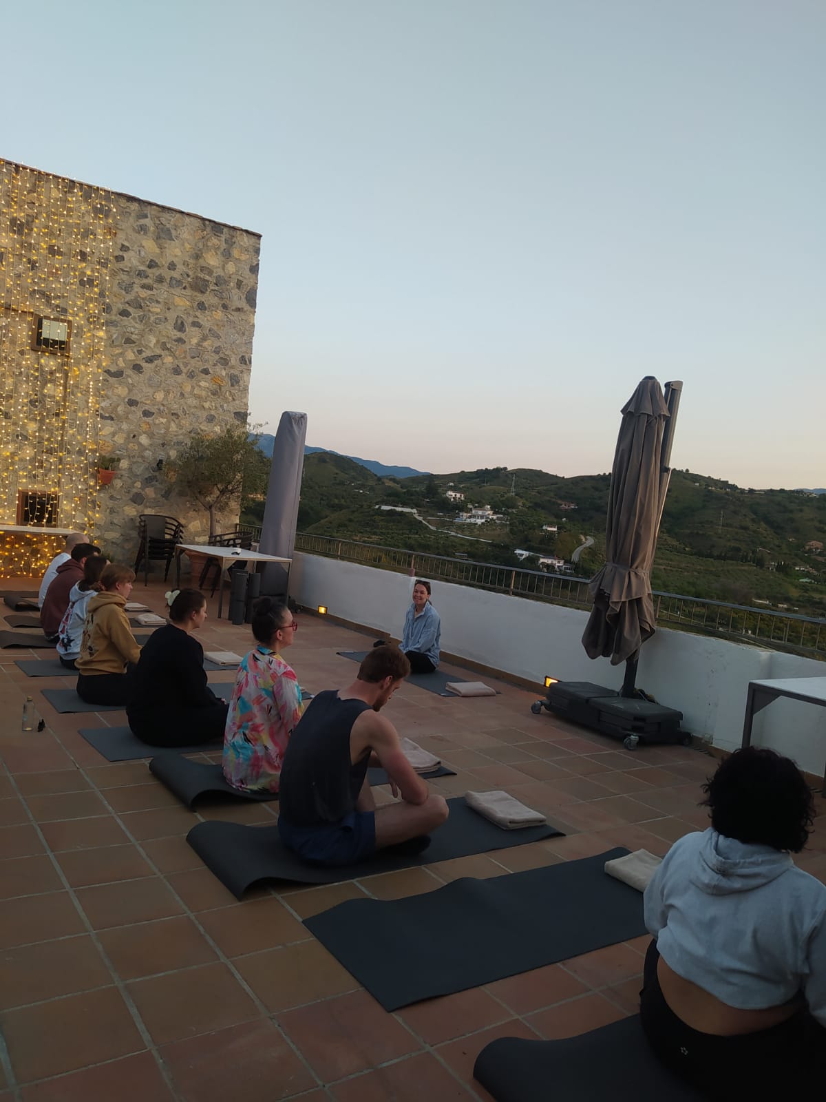 ANNA YOGA STUDIO – CASTILLO DE MONDA