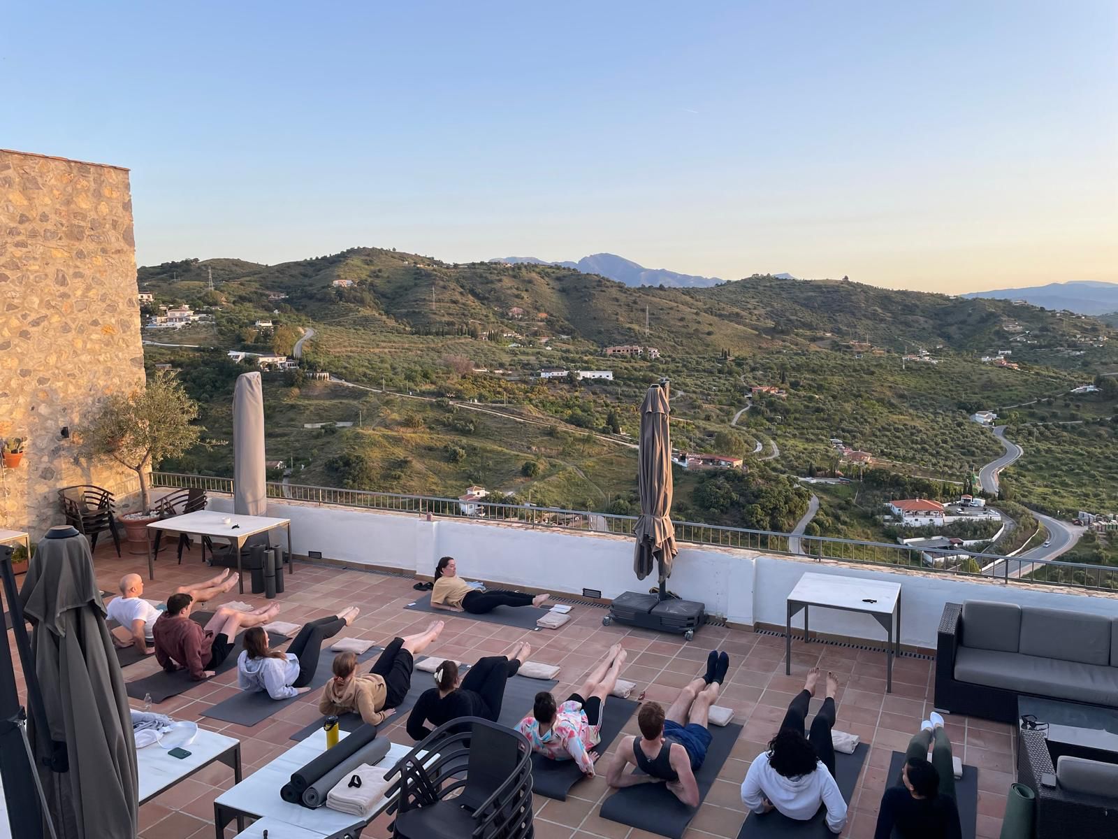 ANNA YOGA STUDIO – CASTILLO DE MONDA