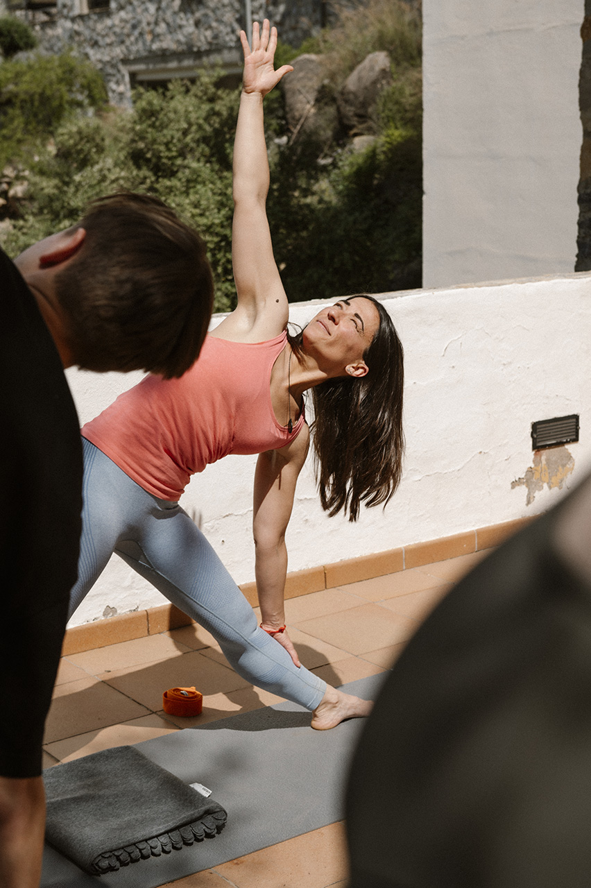 ANNA YOGA STUDIO – CASTILLO DE MONDA